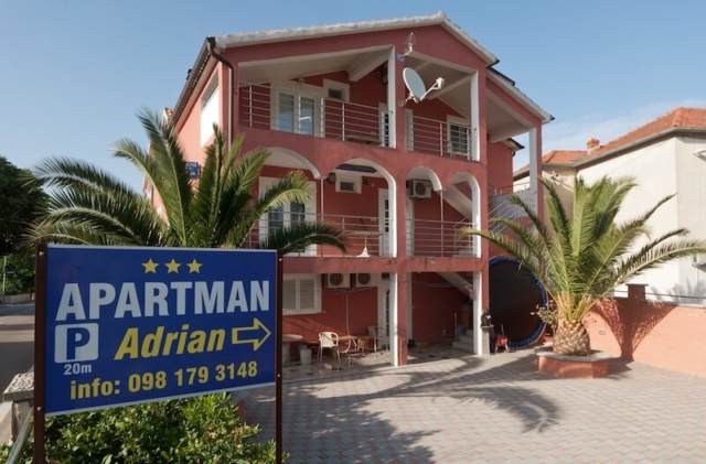 Apartments Adrian Murter Exterior
