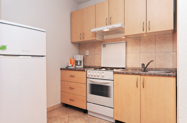 Apartment 7 - Adrian Croatia Murter