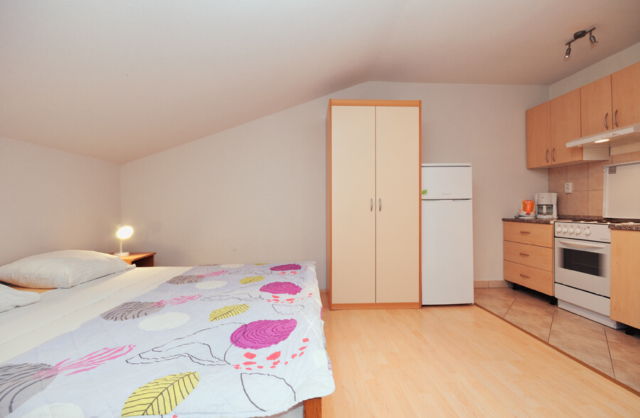 Apartment 7 - Adrian Croatia Murter